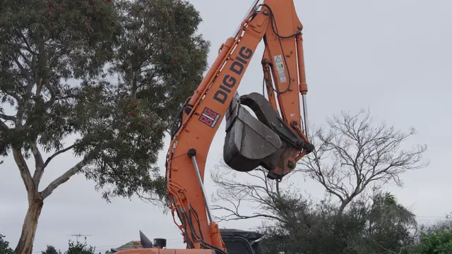 Brick veneer house demolition in Moorabbin: during demolition (photo 2)